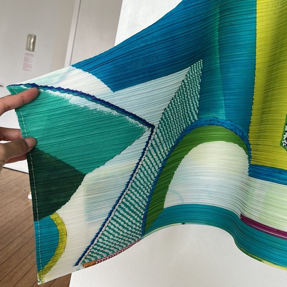 Pleats Please Issey Miyake - Picture 4 of 6